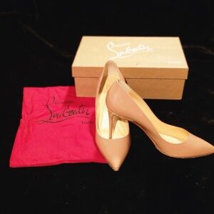Christian Louboutin Beige Heels